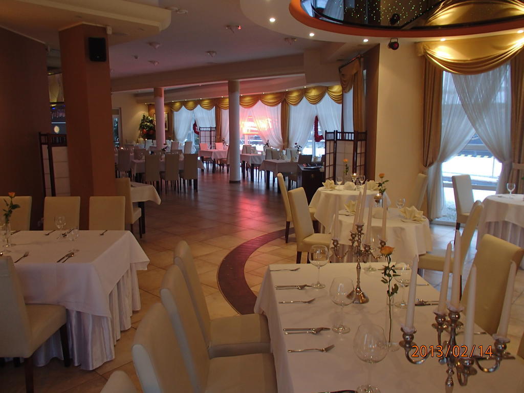 Hotel Morze Ustka Exterior photo