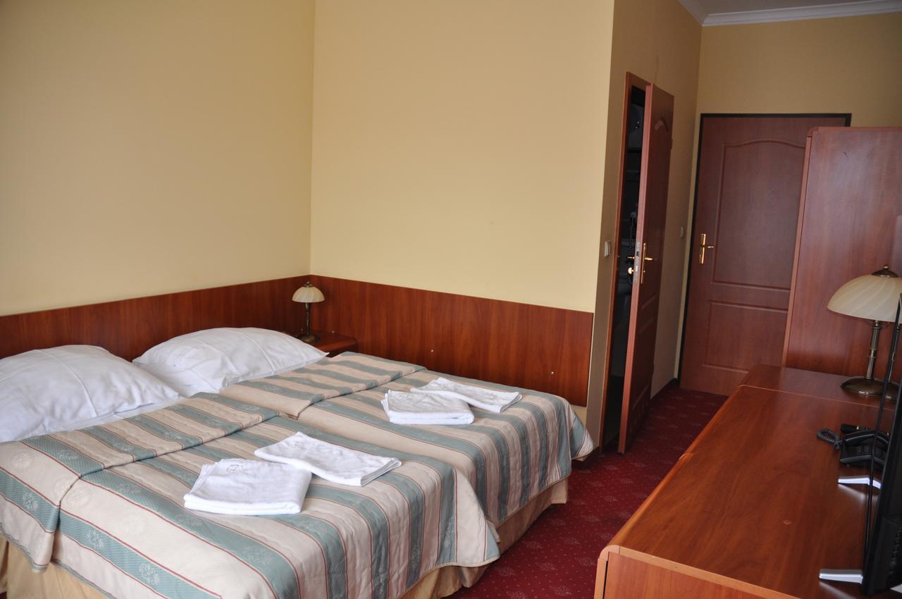 Hotel Morze Ustka Exterior photo